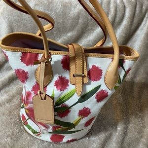 Dooney & Bouke Shoulder Bag